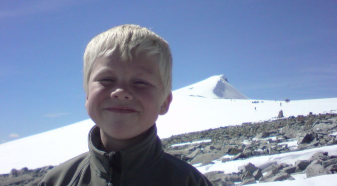 Glittertind 2452 moh (2464 med breen)